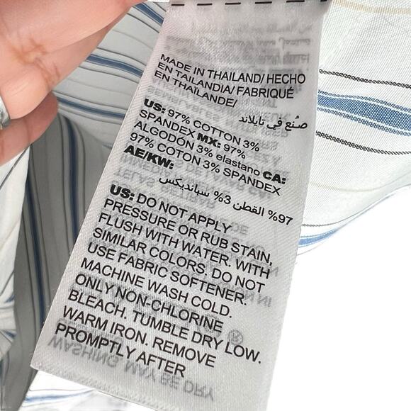 Chico's No-Iron Cotton-Blend Striped Stain Shield Pocket Tunic Size 1 = Medium - Picture 4 of 7